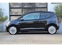 Volkswagen Up! 1.0 Black-Edition - PANORAMADAK - LEER - LEDER - CRUISE CONTROL - STOELVERWARMING - NAVIGATIE - AIRCO