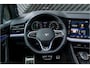 Volkswagen Touareg R 3.0 V6 TSI eHybrid 4M Panodak Puglia Luchtv. Massage Head up 360 Stoelvent Trekhaak