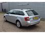Skoda Octavia Combi 1.0 TSI Greentech Business Edition O.a: PDC, Carplay, Navi, Clima, Cruise, Stoelverw, Etc. All-in prijs!