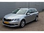 Skoda Octavia Combi 1.0 TSI Greentech Business Edition O.a: PDC, Carplay, Navi, Clima, Cruise, Stoelverw, Etc. All-in prijs!