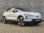 Volvo EX30 Twin Motor Performance Ultra 69 kWh | Adaptieve Cruise Control | Panoramadak | Harman Kardon Audio | Warmtepomp | Dodehoek Detectie | Stoel-/Stuurverwarming | Tailored Wool Blend Luxe Bekleding | 360° Parkeercamera |