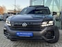 Volkswagen Touareg 3.0 TSi 4MOTION R 463pk Luchtvering / Trekhaak / Head Up Display