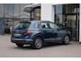 Volkswagen Tiguan 1.4 TSI eHybrid Life Business panoramadak wegklapbare trekhaak area view camera ergo stoelen stoel en stuurwielverwarming elektrische achterklep digital cockpit pro draadloos carplay en draadloos laden park assist lendesteunen voor massage stand elektrische achterklep