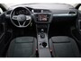 Volkswagen Tiguan 1.4 TSI eHybrid Life Business panoramadak wegklapbare trekhaak area view camera ergo stoelen stoel en stuurwielverwarming elektrische achterklep digital cockpit pro draadloos carplay en draadloos laden park assist lendesteunen voor massage stand elektrische achterklep