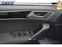 Volkswagen Touran 1.5 TSI Highline stoel verw+massage/carplay/7 zitter