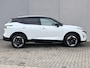 Nissan Qashqai 1.3 MHEV Xtronic N-Connecta / Fabrieksgarantie tot 03-2028 < 100.000 km / Panoramadak / Head-up display / Elek. Klep / Cold Pack / Easy Pack / Facelift / Trekgewicht 1800 kg / Elektrische achterklep / Stuur-, Stoel en Voorruit verwarming / Rondomzicht camera / Adaptief CC /