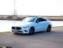 Mercedes-Benz CLA 180 AMG Line | Panorama dak | Adaptieve Cruise Control | Camera | 20"