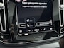 Volvo C40 Recharge Ultimate 69 kWh | Stoel + Stuurverwarming | PDC+ 360 Camera | Woolblend bekleding | 20 inch LM | Getint glas achter | Warmtepomp | Panoramadak |