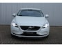 Volvo V40 1.5 T2 Momentum | Achteruitrijcamera | Stoelverwarming voorzijde | Full map navigatie | Cruise control | Bluetooth telefonie |