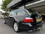 BMW 5-Serie Touring BMW 5-serie Touring 520i Business Line LEDER/ NIEUWE APK/ AIRCO/NAP