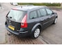 Renault Megane Grand Tour 2.0-16V Privilège keyless,trekhaak,airco