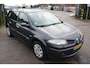 Renault Megane Grand Tour 2.0-16V Privilège keyless,trekhaak,airco