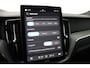 Volvo XC60 T6 Plug-in hybrid Plus Black Edition | FACELIFT | MY2026! | Luchtvering | Head-Up | 360° Camera | ACC