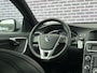Volvo V60 2.0 T4 Business Sport | Trekhaak | Schuif/kantel dak| Standkachel | Keyless entry/start | DAB | Camera | Parkeersensoren V+A | Extra getint glas |
