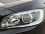 Volvo V60 2.0 T4 Business Sport | Trekhaak | Schuif/kantel dak| Standkachel | Keyless entry/start | DAB | Camera | Parkeersensoren V+A | Extra getint glas |