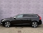 Volvo V60 2.0 T4 Business Sport | Trekhaak | Schuif/kantel dak| Standkachel | Keyless entry/start | DAB | Camera | Parkeersensoren V+A | Extra getint glas |