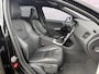 Volvo V60 2.0 T4 Business Sport | Trekhaak | Schuif/kantel dak| Standkachel | Keyless entry/start | DAB | Camera | Parkeersensoren V+A | Extra getint glas |