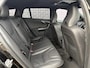 Volvo V60 2.0 T4 Business Sport | Trekhaak | Schuif/kantel dak| Standkachel | Keyless entry/start | DAB | Camera | Parkeersensoren V+A | Extra getint glas |