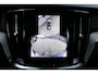 Volvo V60 T6 Plug-in hybrid AWD Plus Dark | | Verwarmbare Voorstoelen (met geheugen), Stuurwiel en Achterbank | Semi-Elektrische Trekhaak | Verwarmbare Voorruit | Premium Audio by Harman Kardon | 360-Camera