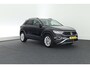 Volkswagen T-Roc 1.5 TSI 150pk DSG Life Edition Trekhaak Stoelverwarming Camera Keyless Led Navigatie