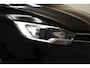 Renault Scenic Scenic 1.2 TCe Intens [ Trekhaak, Stoelverwarming, Parkeersensoren achter / voor ]