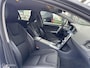 Volvo V60 1.5 T3 Kinetic / Navigatie / Half leder / Etc..