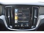 Volvo V60 Cross Country T5 AWD 250PK Automaat Pro | ACC | BLIS | H&K | Leder | Stuurverwarming | Leder |