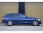 BMW 5-Serie Touring 520i Corporate Lease High Executive * Panoramadak * Trekhaak * 19 Inch lm * Camera *