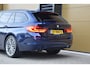 BMW 5-Serie Touring 520i Corporate Lease High Executive * Panoramadak * Trekhaak * 19 Inch lm * Camera *