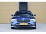 BMW 5-Serie Touring 520i Corporate Lease High Executive * Panoramadak * Trekhaak * 19 Inch lm * Camera *
