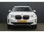 BMW iX3 Executive 80 kWh | Incl. 12 maanden garantie | Panorama dak | Stoelverwarming | Navigatie | Cruise control | Climate control | DAB | Apple carplay/Andorid auto | Lichtmetalen velgen | Parkeersensoren | Achteruitrijcamera | Dodehoek detectie