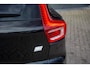 Volvo XC40 T4 Plug-in Hybride Core Bright 211pk | Trekhaak elektrisch uitklapbaar | Extra Getint Glas | Parkeercamera Achter | Parkeersensoren V+A |