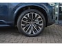 Volvo XC90 2.0 T8 Plug-in hybrid AWD Ultra Dark | 2400 kg Trekgewicht |Luchtvering | Massagestoelen | 360 Camera | Bowers & Wilkins | Keyless Entry | Head-up Display | Google | Panorama Dak | 7 Zitplaatsen