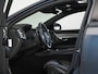 Volvo V90 2.0 T8 AWD Plug-in Hybrid R-Design | Luchtvering | Stoelventilatie | Massagestoelen | Panoramadak | Dodehoekdetectie | Pilot Assist | Head-Up Display | Stoelverwarming