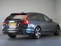 Volvo V90 2.0 T8 AWD Plug-in Hybrid R-Design | Luchtvering | Stoelventilatie | Massagestoelen | Panoramadak | Dodehoekdetectie | Pilot Assist | Head-Up Display | Stoelverwarming