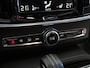 Volvo V90 2.0 T8 AWD Plug-in Hybrid R-Design | Luchtvering | Stoelventilatie | Massagestoelen | Panoramadak | Dodehoekdetectie | Pilot Assist | Head-Up Display | Stoelverwarming
