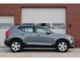 Volvo XC40 1.5 T3 163pk Automaat - Navigatie - Achteruitrijcamera - 1e eigenaar - Dealer onderhouden