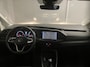 Volkswagen Caddy Cargo White & Black Edition 2.0 TDi 102pk | Navigatie | Trekhaak | Climate control |