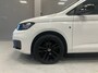 Volkswagen Caddy Cargo White & Black Edition 2.0 TDi 102pk | Navigatie | Trekhaak | Climate control |