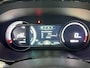 Kia e-Niro DynamicPlusLine 64 kWh Dealer onderhouden | Schuif Kantel dak | Climate Control | Stoel & Stuurverwarming | Resterende fabrieksgarantie TM 2032
