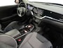 Kia e-Niro DynamicPlusLine 64 kWh Dealer onderhouden | Schuif Kantel dak | Climate Control | Stoel & Stuurverwarming | Resterende fabrieksgarantie TM 2032