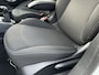 Peugeot 208 1.2 Blue Lion 82 PK | Complete Uitvoering | Navigatie | Airco | Cruise Control | LED Dagrijverlichting | Parkeersensoren | Midden Armsteun | All Season Banden | Apple Carplay & Android Auto | Dakspoiler | Mistlampen | Elektrisch Pakket