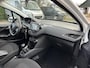 Peugeot 208 1.2 Blue Lion 82 PK | Complete Uitvoering | Navigatie | Airco | Cruise Control | LED Dagrijverlichting | Parkeersensoren | Midden Armsteun | All Season Banden | Apple Carplay & Android Auto | Dakspoiler | Mistlampen | Elektrisch Pakket