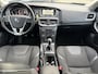 Volvo V40 2.0 T3 Momentum ECC Navi Xenon Cruise Bl.tooth 17"LM Stoelverwarming