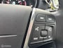 Volvo V40 2.0 T3 Momentum ECC Navi Xenon Cruise Bl.tooth 17"LM Stoelverwarming