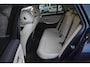 BMW 3-Serie Touring 320e Business Ed. Plus | Pano | Laser Lights | Leder |