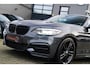 BMW 2-Serie Coupé 218i High Executive | M-pakket | Luxe Leder | Facelift LCI | 6 Bak UNIEK handgeschakeld | Camera | Adaptive LED