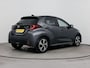 Toyota Yaris 1.5 Hybrid 115 Dynamic | Dodehoek | Parkeersensoren voor/achter | Stoelverwarming | Stuurverwarming | Apple Carplay / Android Auto | Navigatie | LED