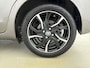 Toyota Yaris 1.5 Hybrid Dynamic Bi-Tone | Climate control | Lichtmetalen velgen |