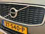 Volvo XC60 2.0 T4 R-Design Navigatie | Stoelverwarming | Trekhaak | Climate | | Achteruitrijcamera | Apple Carplay/Android Auto|telefoonintegratie premium | Bandenspanningscontrolesysteem
